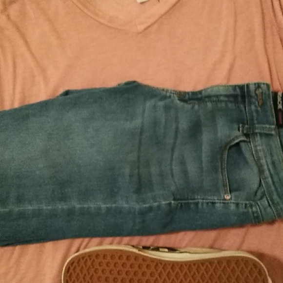 Clothing - Picture 2 of 4